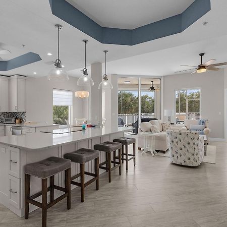 Waterfront Condo W/ Bay Views, Pool & Tennis Court Fort Myers Beach Zewnętrze zdjęcie